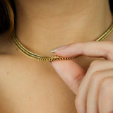 Choker Sury